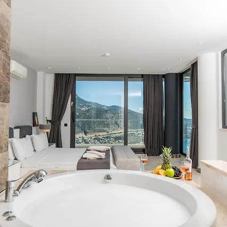Unlimited 5 Bedroom Luxury With Infinity Pool Kalkan