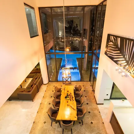 Unlimited 5 Bedroom Luxury With Infinity Pool