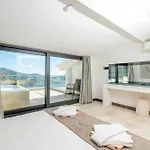 Unlimited 5 Bedroom Luxury With Infinity Pool וילה קלקן
