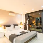 Unlimited 5 Bedroom Luxury With Infinity Pool קלקן