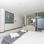 Unlimited 5 Bedroom Luxury With Infinity Pool קלקן