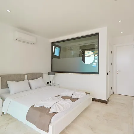 Unlimited 5 Bedroom Luxury With Infinity Pool * Kalkan