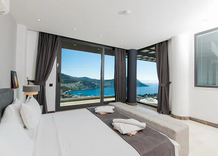 Unlimited 5 Bedroom Luxury With Infinity Pool كالكان