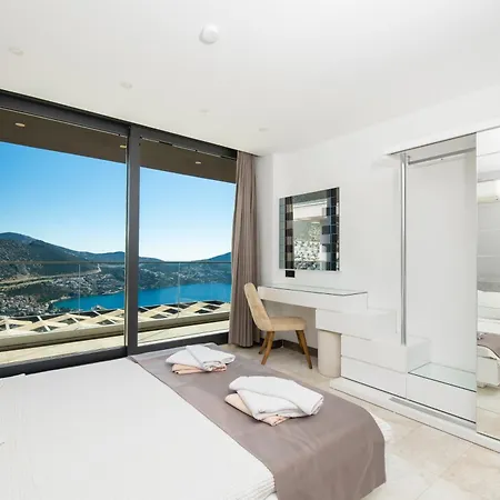 Villa Unlimited 5 Bedroom Luxury With Infinity Pool Kalkan