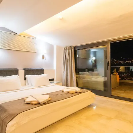Villa Unlimited 5 Bedroom Luxury With Infinity Pool